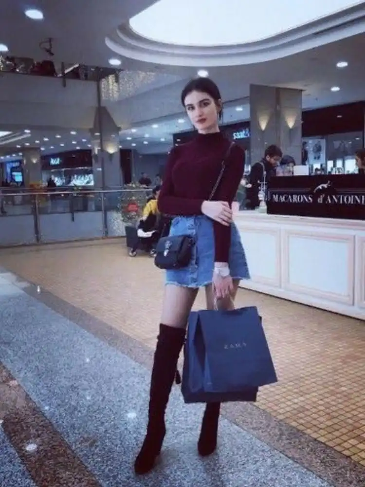 Call Girls in Dwarka