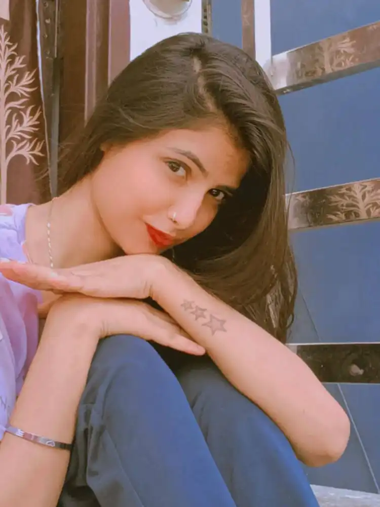 Russian Escort Service Delhi