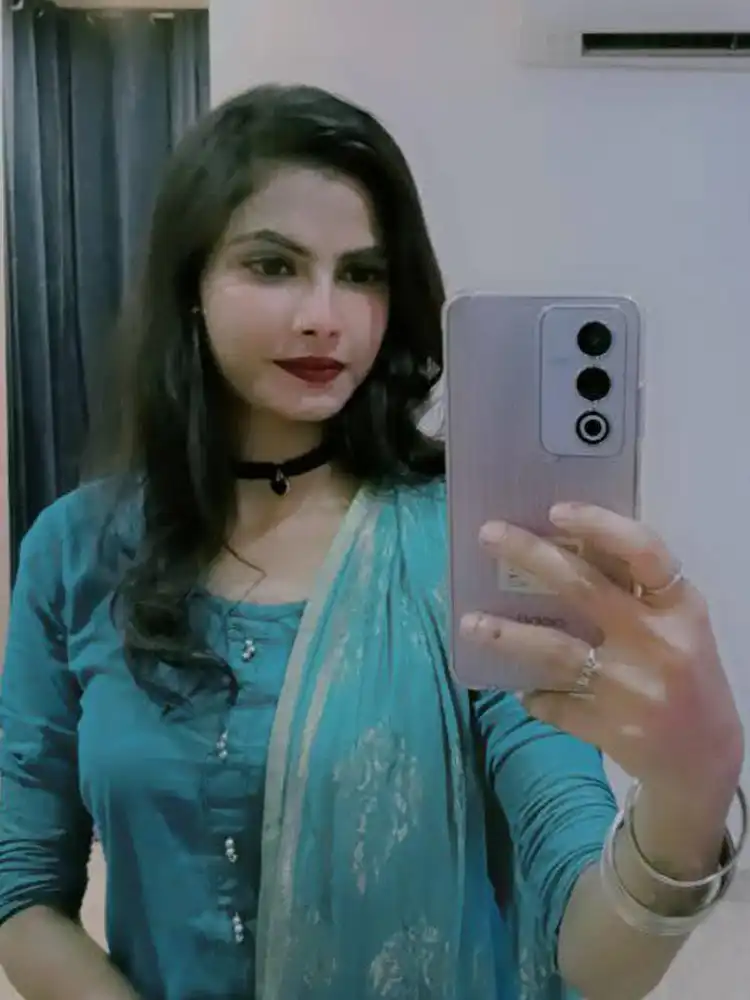 Escort service in Vasant Vihar