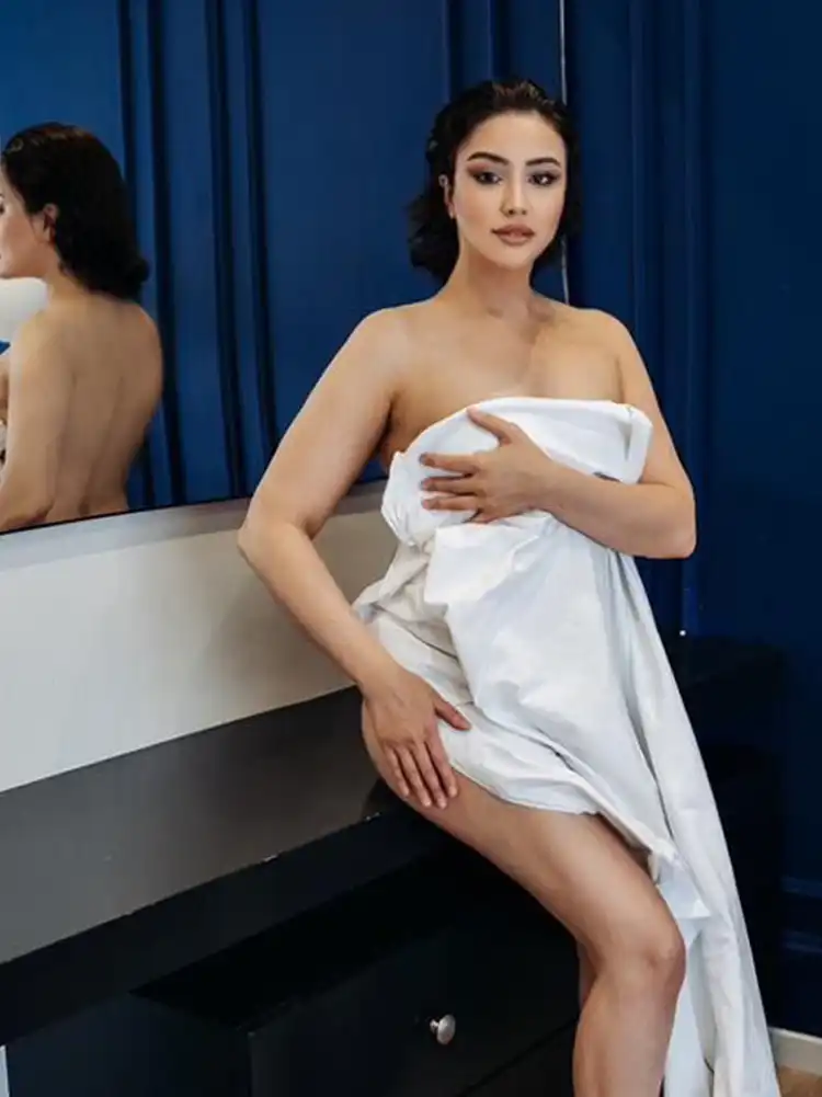 High Class Russian Escorts in Delhi